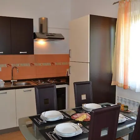 Apartman Matea Tinjan